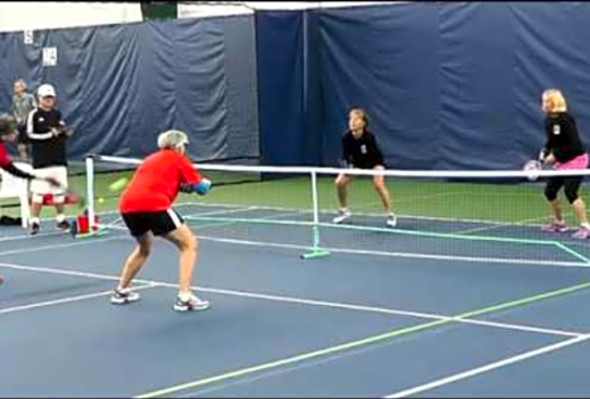 Holiday Smash Pickleball - Women&#039;s Doubles