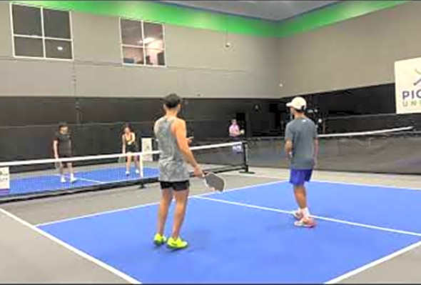 Pickler Universe 5.0 Pickleball Match