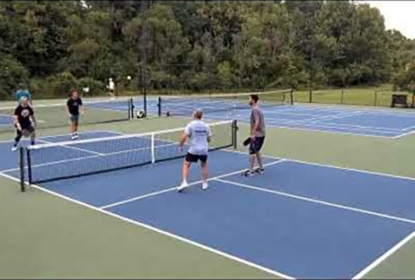 QUICK HAND BATTLES WHILE SWITCHING HANDS! 4.0 Pickleball Rec Game at CWP in Myrtle Beach, SC
