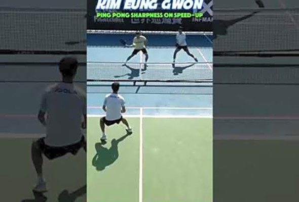When it comes to pickleball, ping pong player has advantage when it comes kitchen ball #pickleball