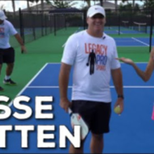 Coach Simone - Tennis Star Jesse Witten&#039;s First Time Playing Pickleball!