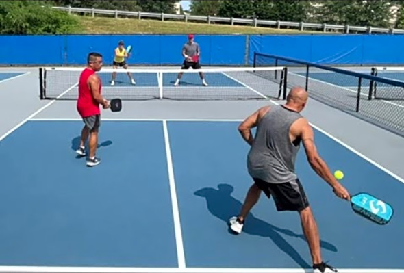 Pickleball rec play