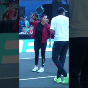 So FUNNY #SaniaMirza Playing #Pickleball #india #shorts #indian #games #...