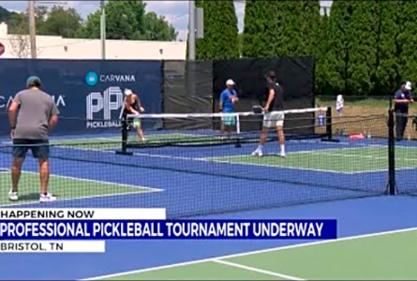 Five-day pro pickleball tour swings into first match at Bristol Sportsplex