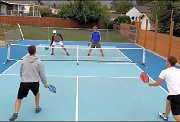 Pickleball Highlights in the Backyard Pickleball Court! Hilarious and Incredible Points!