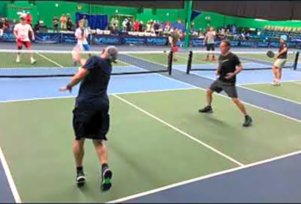 Keith Valentine / Gabino Irizarry vs Rosti Sobek / William Sobek