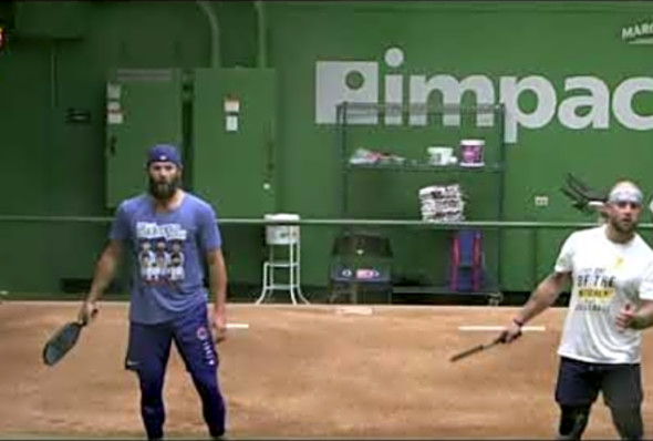 Pickleball match breaks out in Cubs bullpen