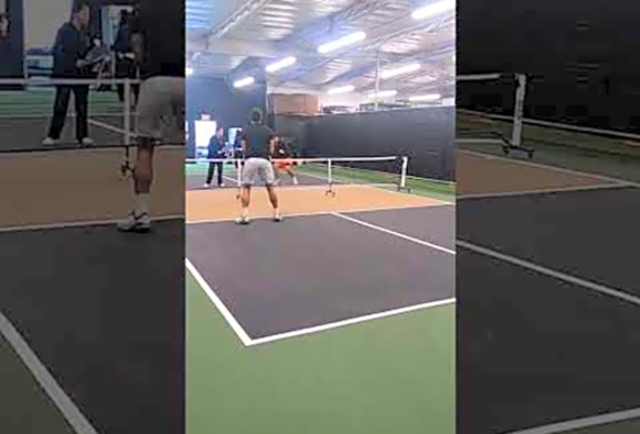 Insane shot #pickleball #atp #backroll #propickleball #ppa #joola #selkirk #athlete