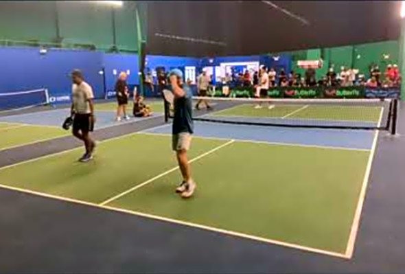 Kyle Yates / Joey Farias vs Ben Randlett / Pablo Telezz
