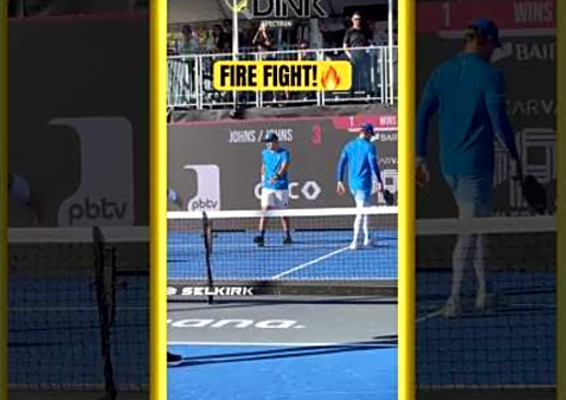 Insane Pickleball Firefight: Pro Players Lightning-Fast Exchange #propickleball