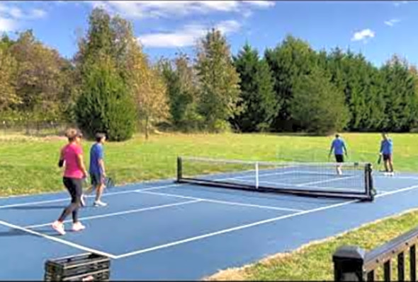 Pickleball rec play