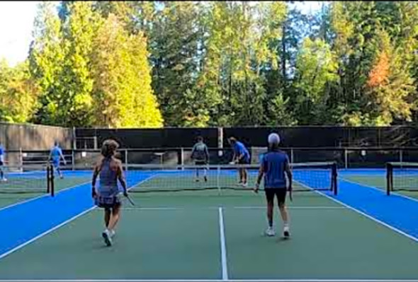 GH020286 Pickleball play at Murdo Frazer park in North Vancouver