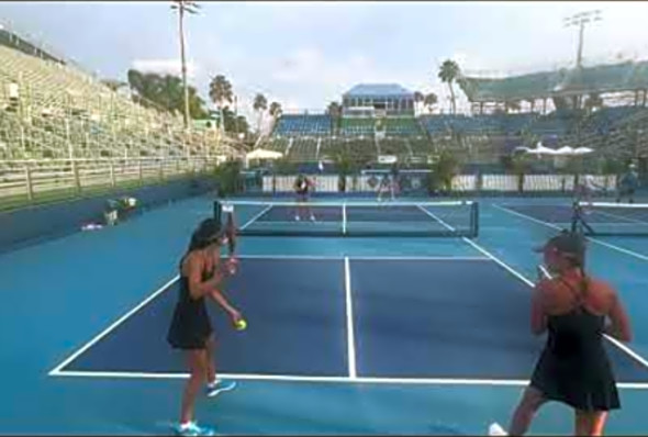 Pickleball: Pro Womens Doubles Cass Hoag/Amanda Studnicki VS Dotty Zerbst/Megan Hall