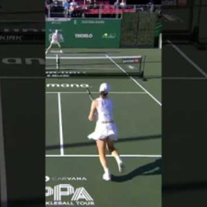 Genie Bouchard CAN PLAY PICKLEBALL! WOW #propickleball #pickleball #tenn...