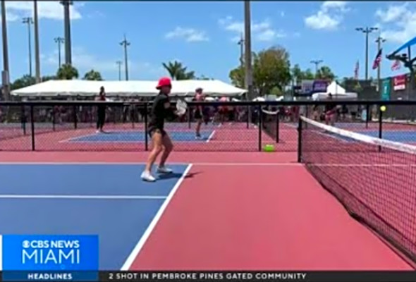 Pickleball courts at center of protest in Aventura