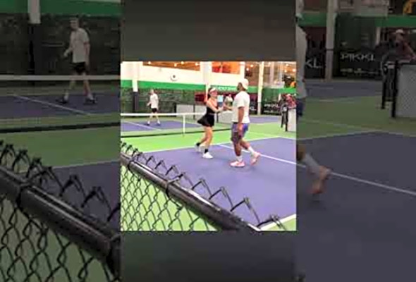 Ever tried the pickleball shake and bake?? #pickleball #pickleballtournaments #shorts #tips