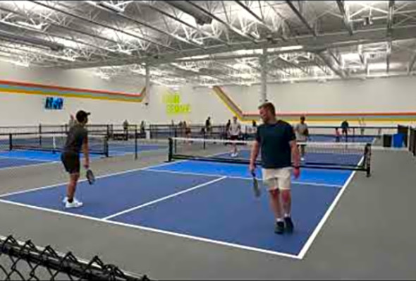 #511 Men Doubles Pickleball - Pints &amp; Paddle