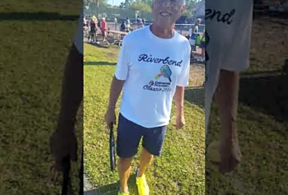 Gary demos Engage Pickleball Poach Advantage Paddle