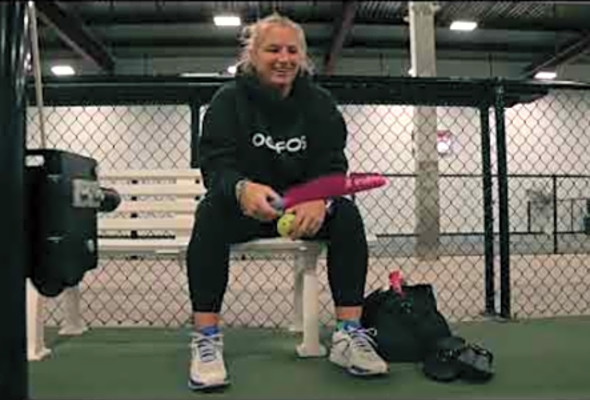 Professional Pickleball Player, Lee Whitwell Pairs OOfoam With Humor In Her Sport