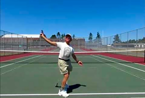 Pickleball fundamentals 06 Have your side to the net when receiving slow balls
