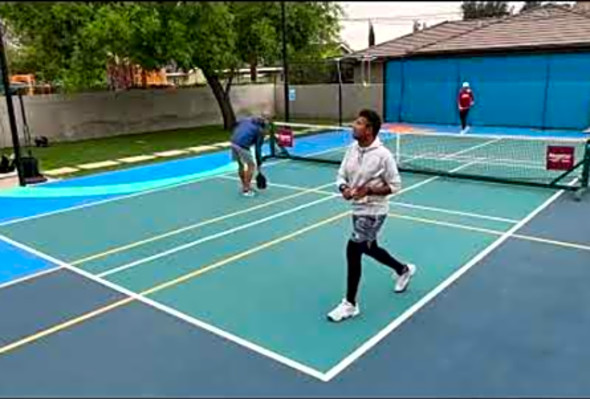 Moo Venkatesan &amp; Casey Kaylinak VS Lacy Schneemann &amp; Erik Pailet Pickleball at Piccadilly 4/12/23