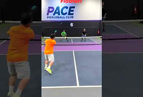 Floater! #thepickleballrunner #highlights #pickleballhighlights #pickleball #shorts
