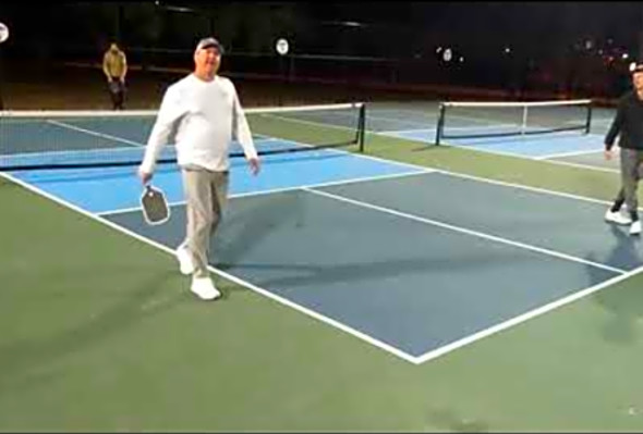 LEFTY 5.0 PLAYS SO SMOOTH! 4.5 Pickleball Rec Game at Midway Park in Myrtle Beach, SC