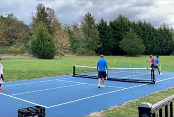 Pickleball mixed doubles rec play