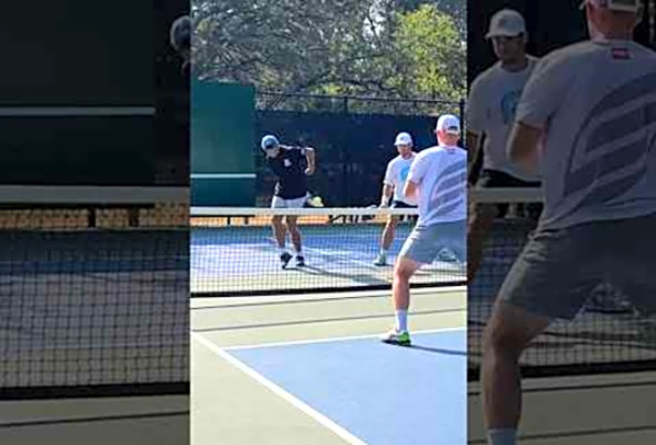 Behind the Back  #pickleball #pickleballislife #tennis #pickleballaddict
