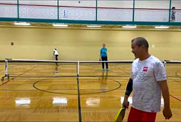 LRC pickleball with dynamic duo teams of Ben/Jeff vs Kenda/Ken