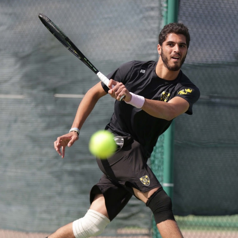 Tennis-with-mo