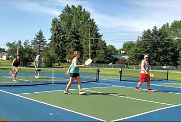 Ap/Laura vs Mark/Michelle Pickleball