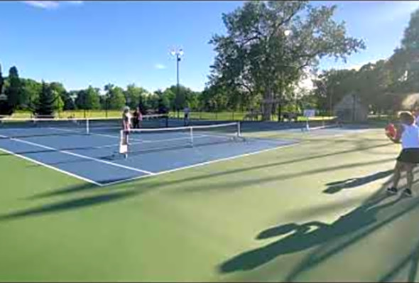 Pickleball Dwight Davis Donna Sherwood Julie Talyor 6/26/22 Week 1 league.Coach Lisa Frumhoff, M1 G3