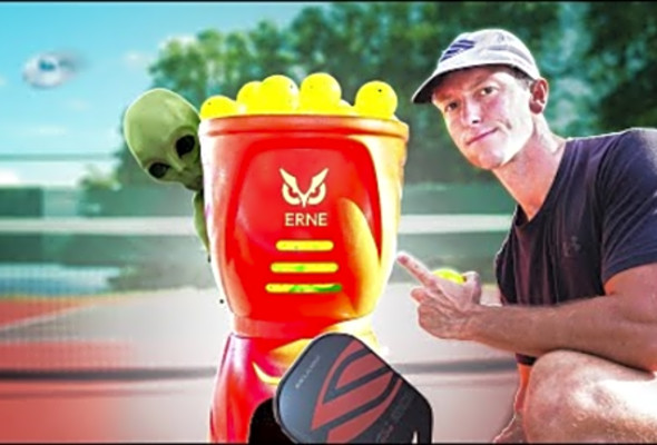 This Pickleball Machine is From the Future (Erne Review)