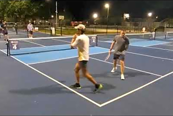 SWITCHING HANDS EVERY POINT! 4.0 Pickleball Game at Collins Park in Conway, SC