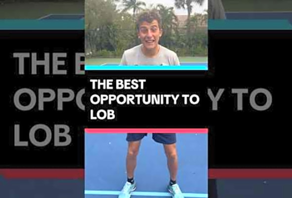 The BEST opportunity to lob #pickleball #pickleballtips #shorts