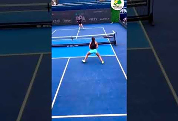 Watch This Rare Women&#039;s Singles Pickleball Match! #pickleball #pickleballgame #beginner