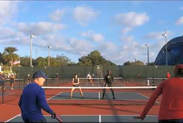 East Naples 2021 Mixed MXD 4.0 Pickleball Tschetter, Lawrence vs. Khris Betten, Pat Campbell