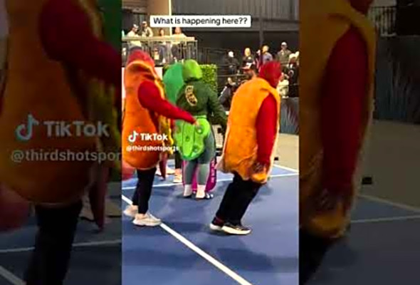 What is happening here? Haha. #pickleball #pickleballnationals #paddlesport