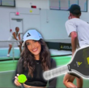 Pickleball Social Influencers Play Pickleball with Mystery Paddles