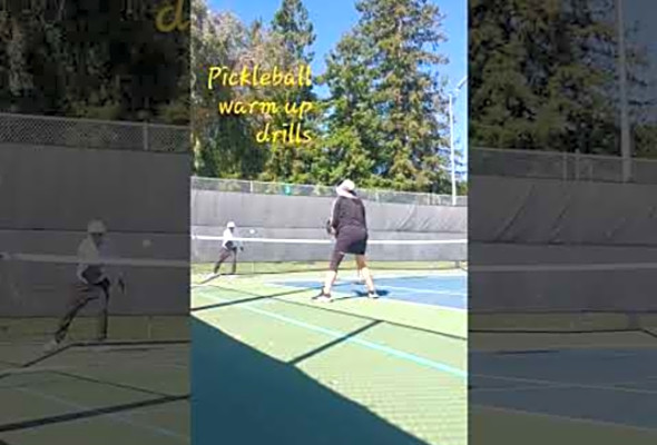 Pickleball warming up drills before the game.