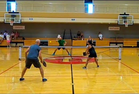 Mixed Doubles 4.0 Pickleball Tournament - Justin Lauria and Leah Miller (Round Robin Match 2)