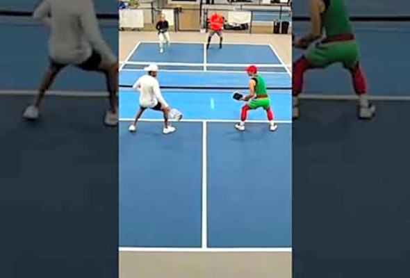 Monster third shot drive for winner, 5.5 pickleball! #pickleball