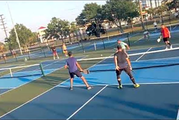 SWEET BACKHAND SPIN SERVE! 4.0 Pickleball Rec Game at Midway Park in Myrtle Beach, SC