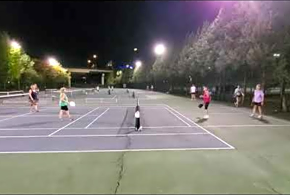 Cincinnati Pickleball Club Women&#039;s Fall League 3.0-3.5 Court 2