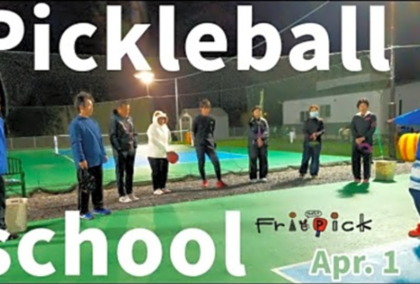 19:0041Pickleball lesson in actionApr.1