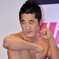 Dong Hyun Kim, photograph by [1]