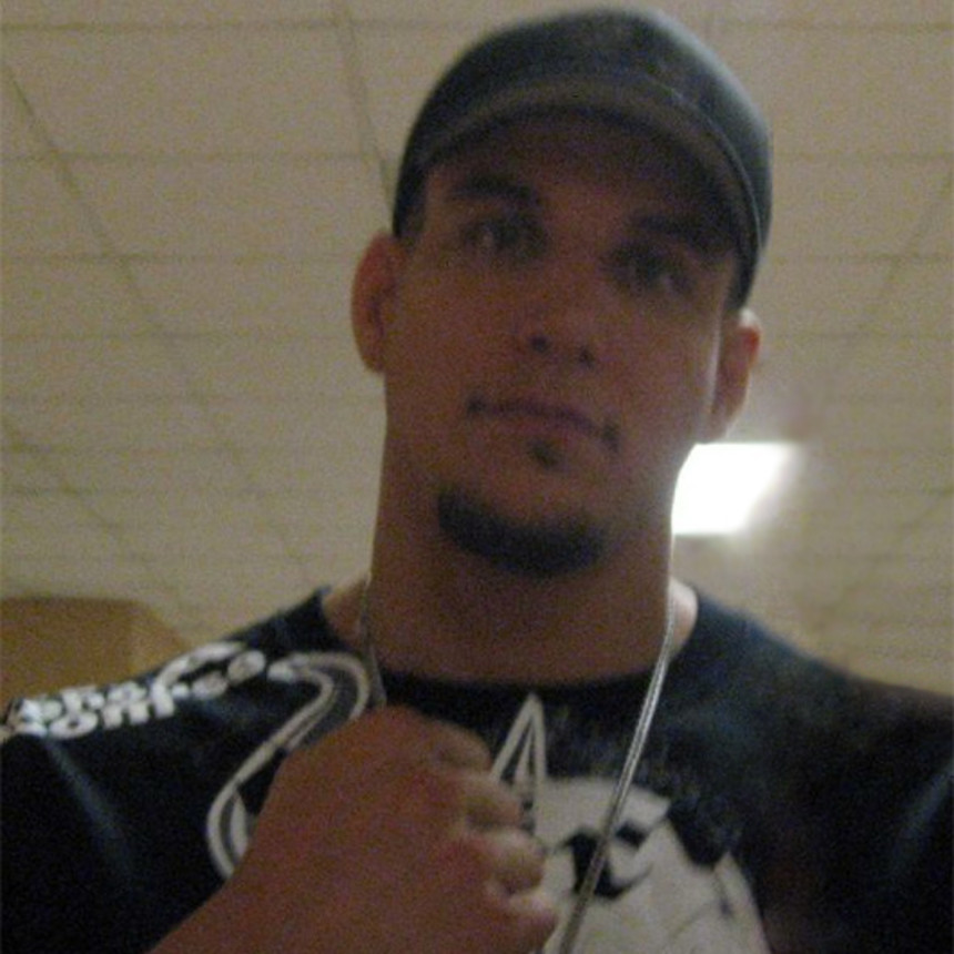 Frank Mir, photograph by FrankMir.png: Transferred from en.wikipedia to Commons.
derivative work: Jdcollins13