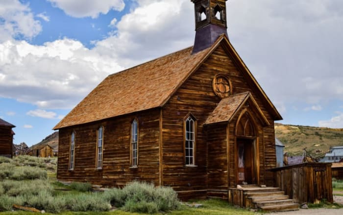 Methodist Church Issues Guidance Discouraging Use Of Terms “Husband” And “Wife”