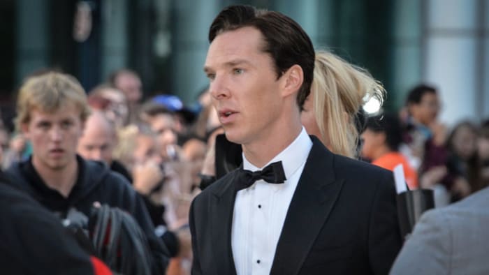 Benedict Cumberbatch “Emotional” About Doctor Strange’s LGBTQ+ Character Being Censored